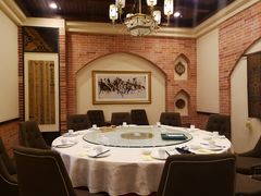 包厢-巴扎美食·新疆菜·西域歌舞表演餐厅(新疆大厦店)
