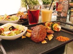 -灵意咖啡·西班牙美食(汕头金平万达广场店)
