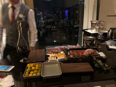 -广州天河希尔顿酒店