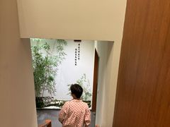 -京尊烤鸭店JINGZUN(春秀路店)