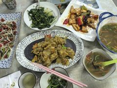 -天天向上素食餐厅(五台山店)