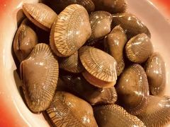 -鲜入围煮花胶鸡海鲜火锅