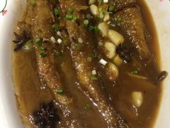 窩頭黃魚-好嫂子酱猪手•农家菜(蒲黄榆店)