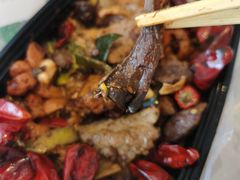 -俏巴妹烤鱼香锅(奥体店)