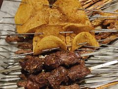 -三个大叔烤羊肉串·歌手驻唱·碳烤鲜肉(西三旗店)