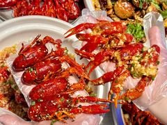 -肥小宝·金牌油焖大虾(襄阳龙虾地标店)