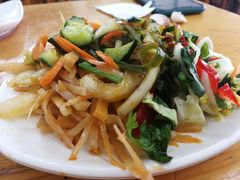 -敖特尔布里亚特美食坊(世纪花苑店)
