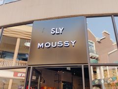 -王府井奥莱临潼小镇(临潼店)