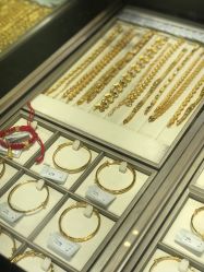 -周大福CHOW TAI FOOK(浦东八佰伴店)