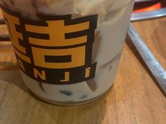 -牛小嫩串串火锅(老国贸总店)