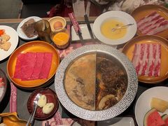 -牛YO寿喜烧·铁板烧和牛火锅自助(市府恒隆店)