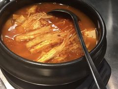 泡菜汤-韩聚屋韩国烤肉餐厅(新北万达店)