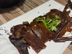 -三湘四水正宗湘菜(君峰路店)