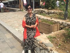 -百里峡七彩艺术小镇