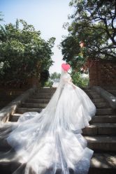 -拉瑞娜LaReine婚纱礼服高级定制