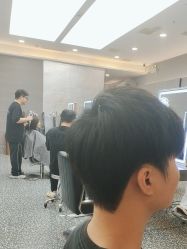 -川和潮人