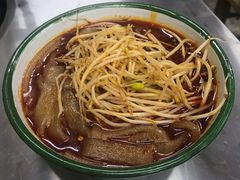 -咏勝锑锅麻辣烫(净居寺路总店)