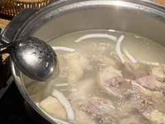 -喃喃椰·糟粕醋·椰子鸡火锅(七堡花园店)