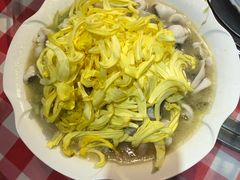 -龙桥私厨·姜花菊花过桥鱼·顺德菜(容桂店)