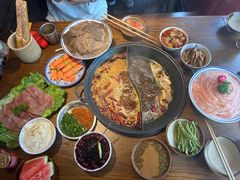 -萍姐火锅·公路夜市(武汉首店)