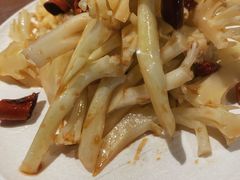 -肆海小川菜酒馆Wine Bistro (青年路店)