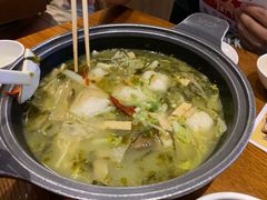 -渝是乎川渝小炒(新世界百货望京店)