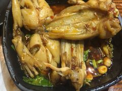 -味仙疯美蛙鱼头(清扬路总店)