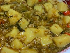 -三湘四水正宗湘菜(君峰路店)