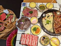 -卤校长重庆火锅(恒隆广场店)