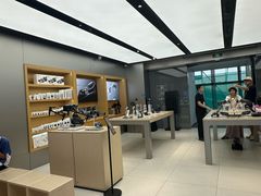 -DJI大疆(深圳华强北曼哈授权体验店)