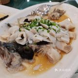 菜品味道一般，大盘鸡老了点，蒸魚淡，茄子煲倒是挺下饭的