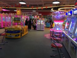 -莫比悠悠嘉年华(汽配城天奕商厦店)