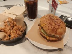 -必胜客(砂之船中东奥莱店)