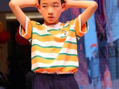-翎秀服装模特