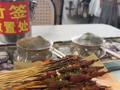 -刘姐啤酒鱼民族演艺餐厅(西街总店)