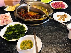 -仁虎老火锅(黄泥磅店)