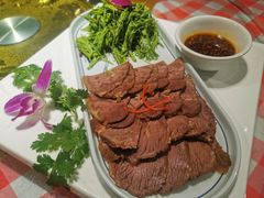 凉拌沙松尖牛脸肉-龙桥私厨·姜花菊花过桥鱼·顺德菜(容桂店)