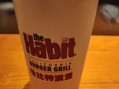 -The Habit Burger Grill 哈比特汉堡(复兴soho店)