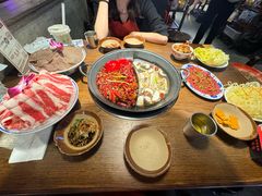 -萍姐火锅·公路夜市(武汉首店)