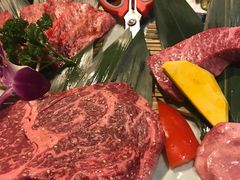 -炼火烤肉店