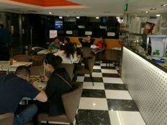 大堂-新大咀港式茶餐厅(宝山万达店)