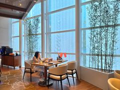 -怡咖啡海鲜自助餐厅(浦东香格里拉店)