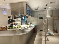 -老乡鸡(上海白玉兰广场店)