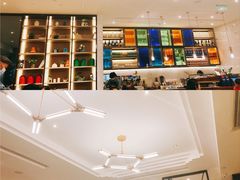 -港丽餐厅(高德置地店)