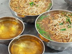 -正宗杨记普洱酸醋米线(总店)