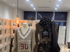 -眷顾自助服装工作室(中南金石国际广场A座店)