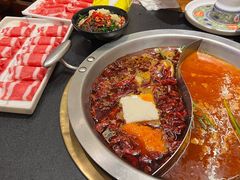 -沸炉重庆老火锅(军事博物馆店)