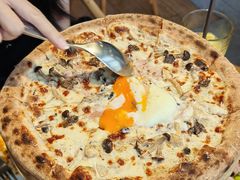 黑松露温泉蛋披萨-Grande A'moo(上海万象城店)