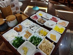 -香麒园·过桥米线·南湖雅宴
