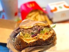 意式黑醋烧烤风味安格斯厚牛堡-麦当劳(无锡滨湖万达店)